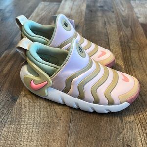 Nike Dynamo Go Flyease Kids Shoe